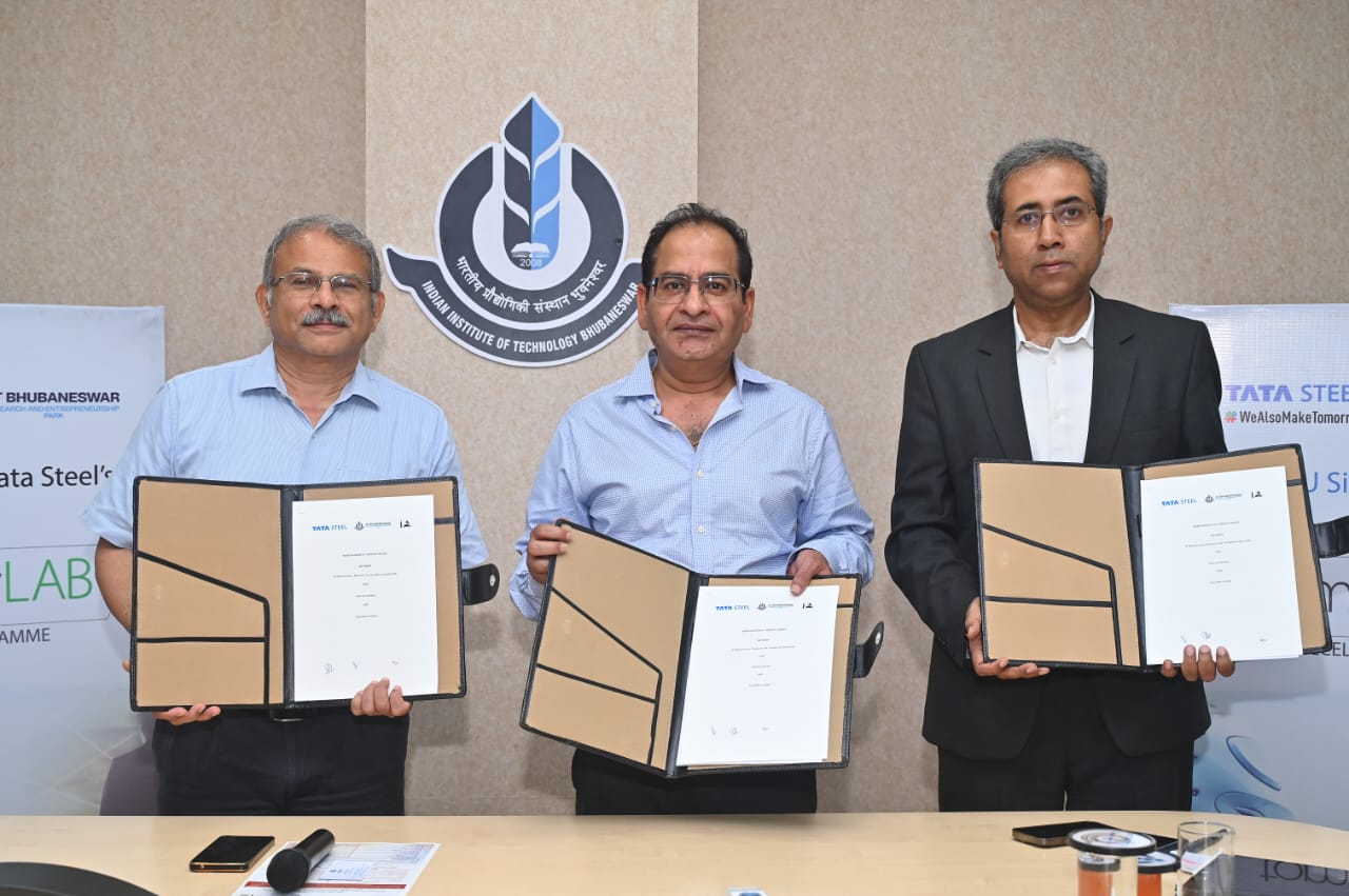 Tata Steel signs MoU with IIT Bhubaneswar and India Accelerator to launch TomorrowLAB Accelerator Programme for emerging startups