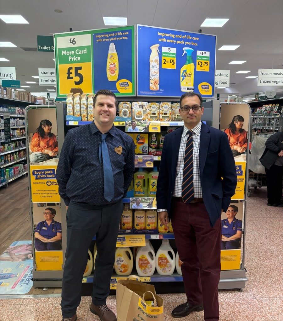 Dr Neil Shastri-Hurst MP supports ‘Every Pack Gives Back’ campaign at Solihull Morrisons
