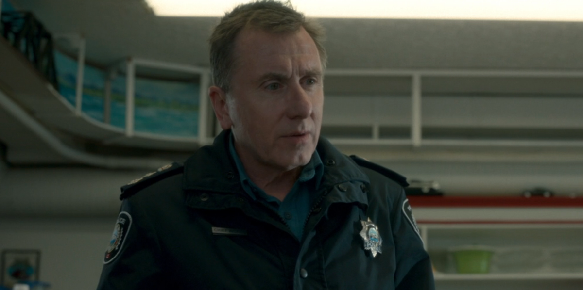 Tim Roth fans will want to catch up on his twisty British crime drama "crackling with tension"
