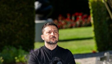 With summit looming, Ukraine's Zelenskyy says he won't give land to Russia : NPR
