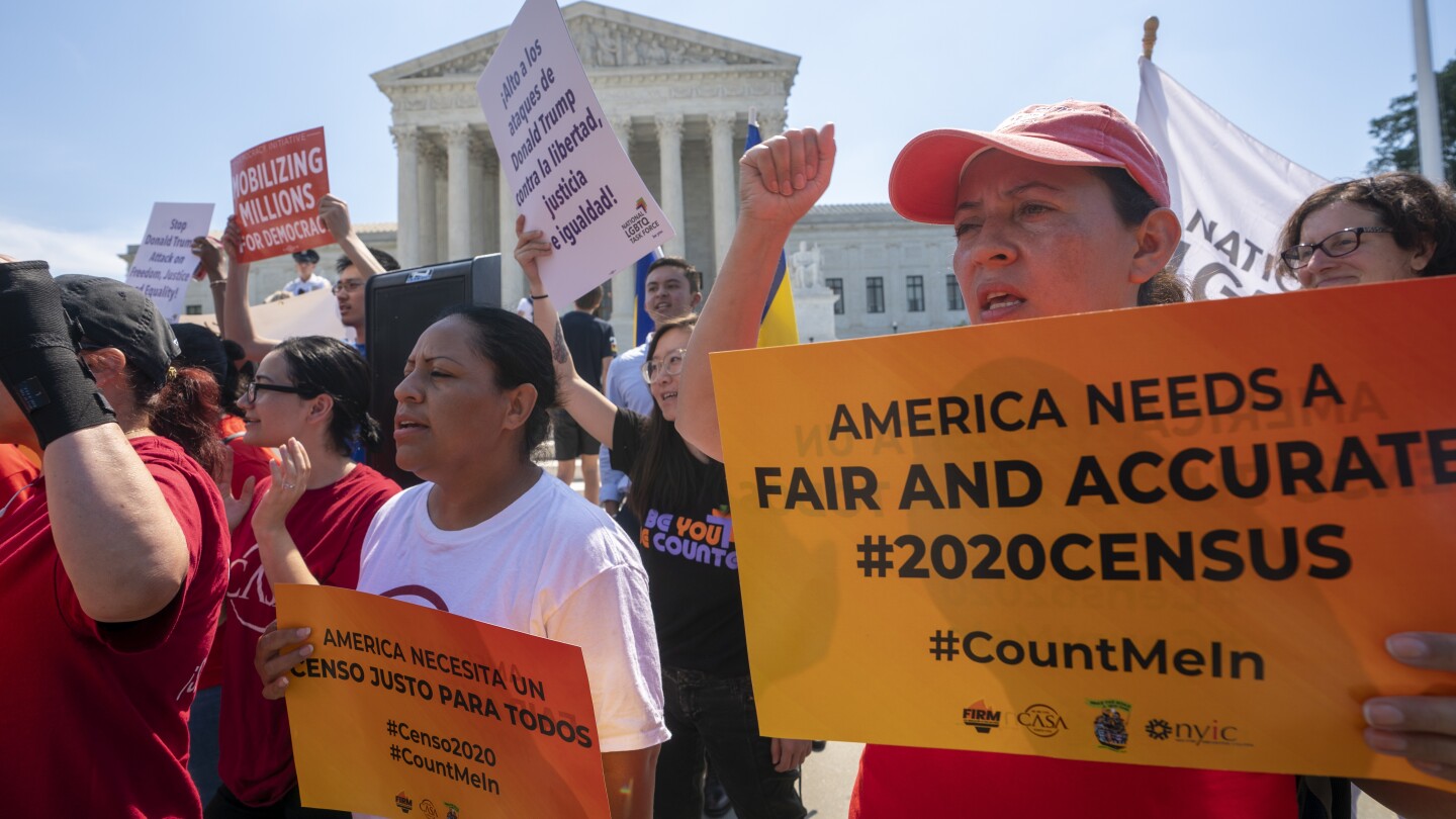 Q&A: Can Trump hold a mid-decade census?