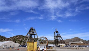 US district judge denies bid to halt Arizona copper mining project