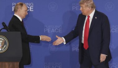 Russia's chief diplomat says no Putin-Zelenskyy meeting is planned