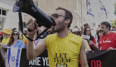 More than 500 in U.K. arrested in pro-Palestinian events
