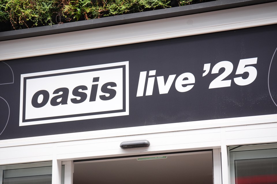 Entrance to the Oasis Live '25 pop-up shop.