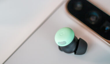 Google Pixel Buds Pro 2 Wintergreen earbud