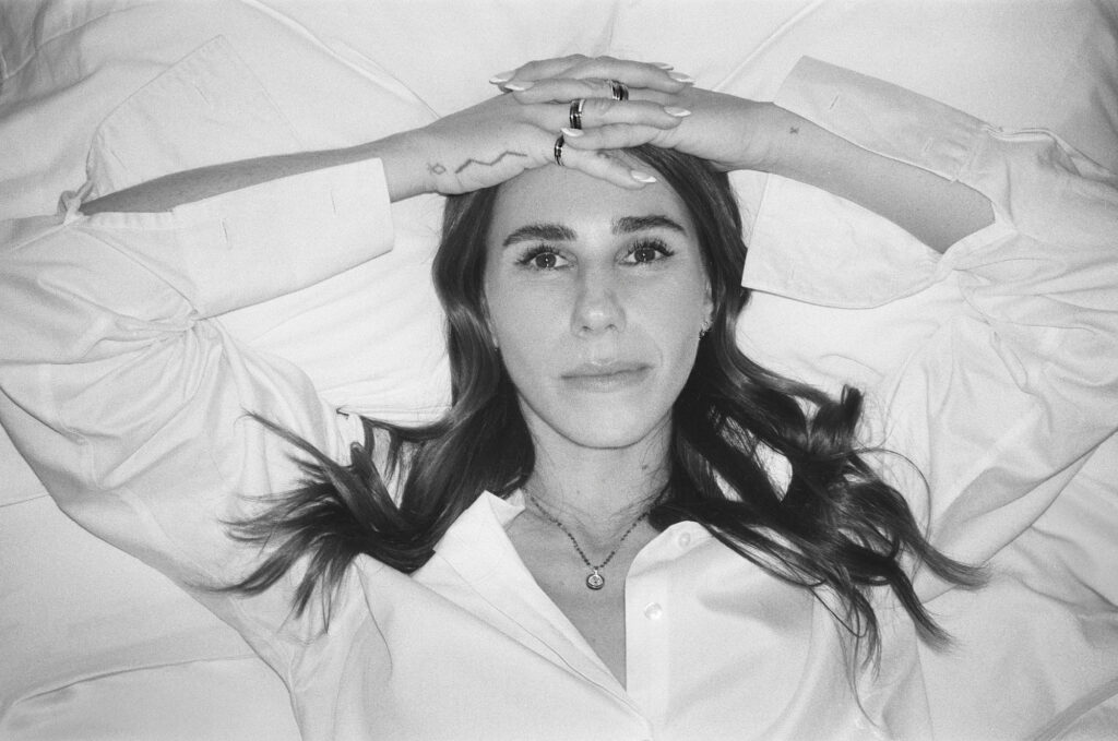 Author Zosia Mamet of Does This Make Me Funny?