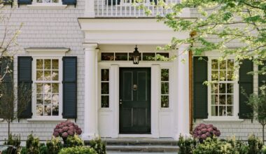 An elegant Georgian-style house infused with the soul of an historic lakeside town in Ontario