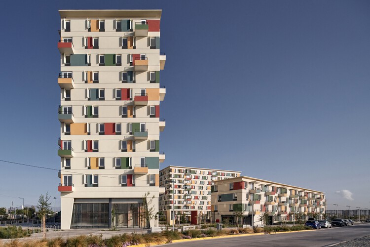 Lagoon View Residential Complex / Mobil Arquitectos + Álvaro Arancibia Arquitecto - Exterior Photography, Balcony