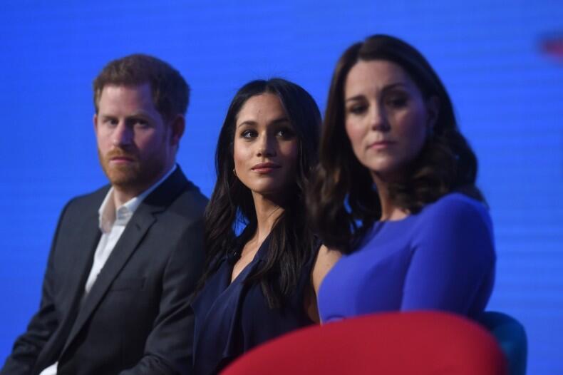 'Jealous' Meghan Markle Reportedly Issued Harry 'Horrific' Ultimatum: 'Cut Kate Out or Lose Me'