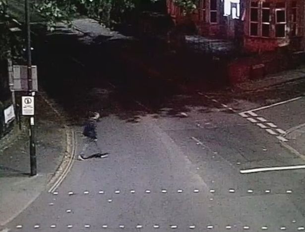 This man was seen on Fishponds Road and Oldbury Court Road.
