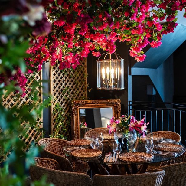 Described as a chic bistro, Owen's aims to bring a sense of 'city slick' to local neighbourhoods