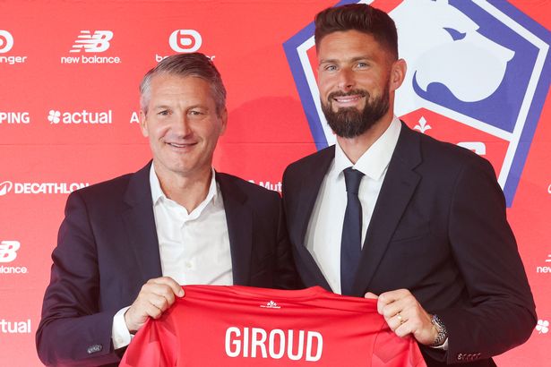 Lille Olympique Sporting Club's (LOSC) president Olivier Letang poses with Olivier Giroud