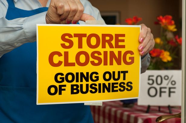 An image of a closing down sale advertisement 