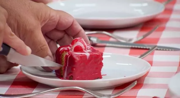 gbbo fondant fancies