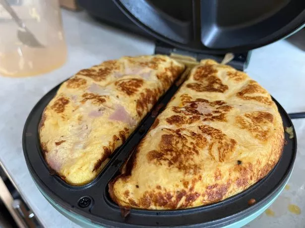 It cooks in minutes 