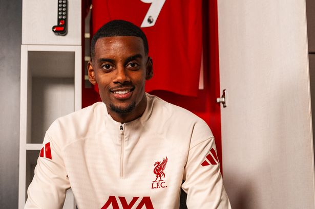 Alexander Isak signs for Liverpool FC