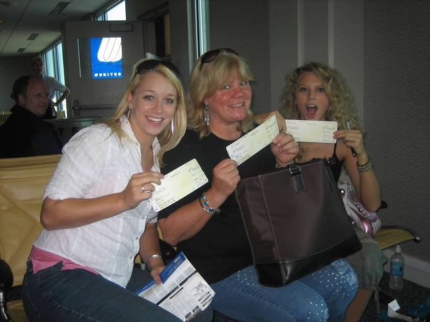 Emily, Andrea and Taylor lived on the tour bus while the band travelled around the US and Canada playing tiny gigs