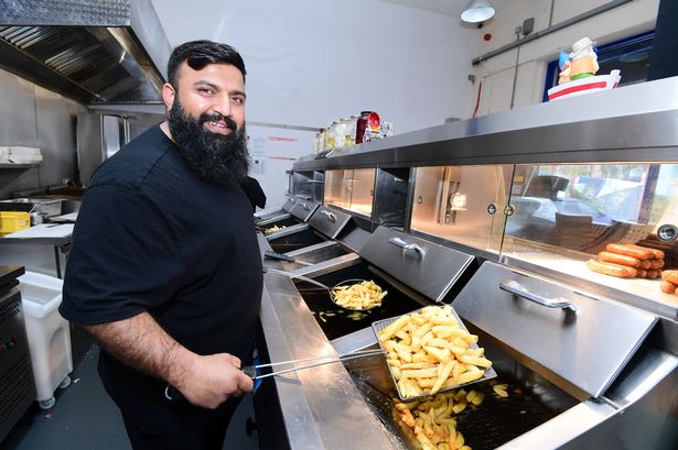 Mubinul Hoque from Portlands Fish & Chips