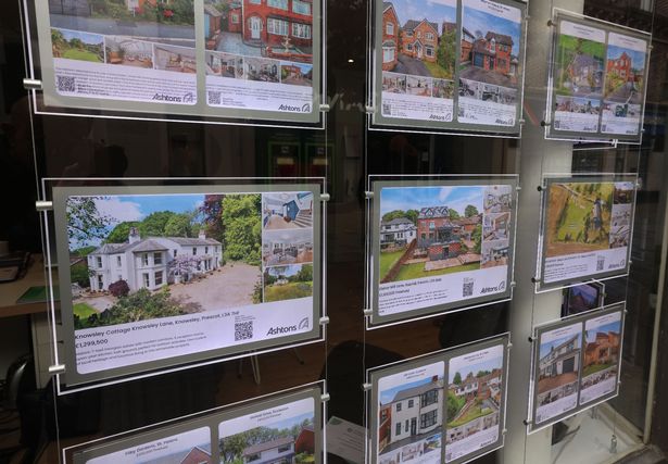 Ashtons Estate Agents in St Helens celebrates 20 years