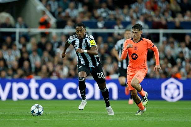 Barcelona's Pedri chasing Newcastle's Joe Willock