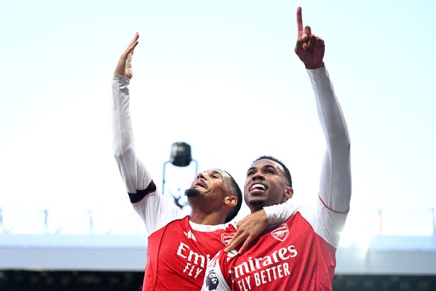 Gabriel of Arsenal celebrates alongside William Saliba