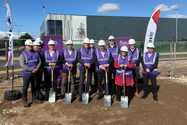 Liverpool's Metro Mayor Steve Rotheram with Sefton councillor Paulette Lappin and team from Royal London