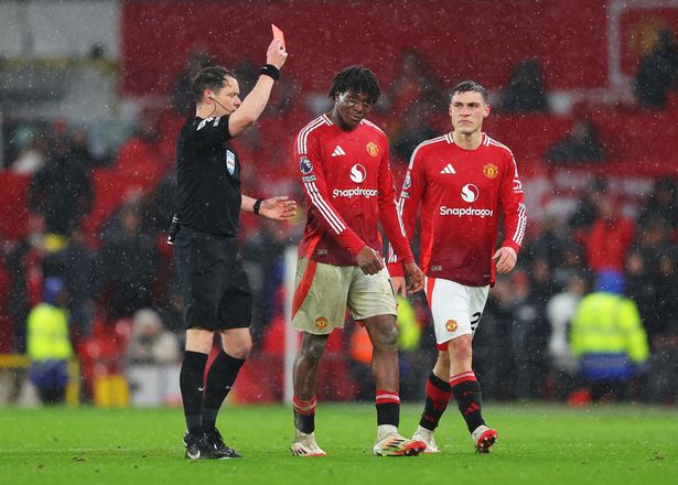 Manchester United defender Patrick Dorgu was sent off against Ipswich Town