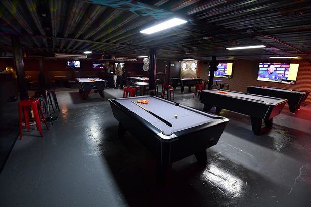 Inside Rack Em Up on Seel Street