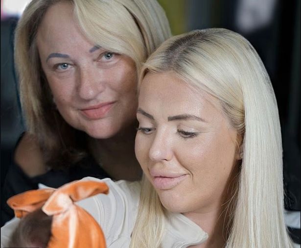 Ms Slough, pictured with daughter Megan, told an online confidant she had been 'living in hell'