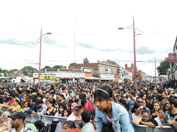 The crowd has got a lot bigger in the last hour as people gather to see Bollywood star Kareena Kapoor
