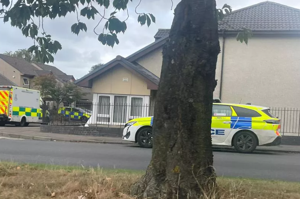 A large police presence scrambled to the residential street in Edinburgh. 