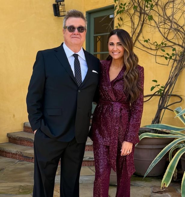 Eric Stonestreet and Lindsay Schweitzer