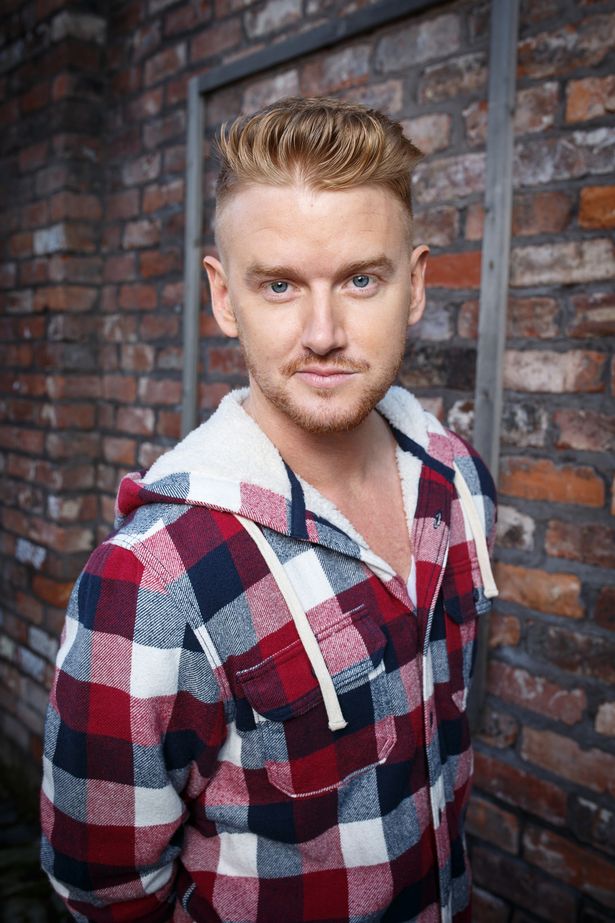 Mikey North as Gary Windass