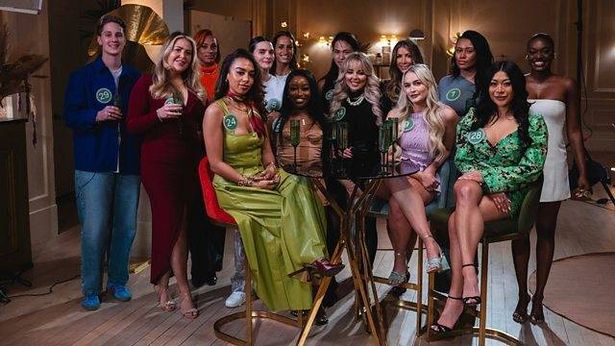 The Stranded on Honeymoon Island cast 