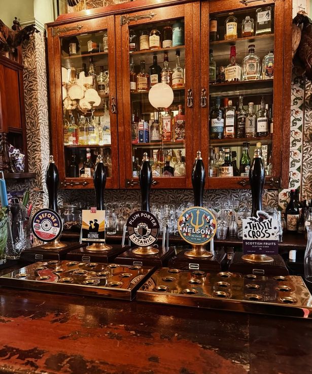 The Red Lion pub on Slater Street