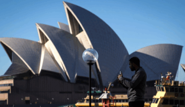 Australian government to restrict access to abusive technologies