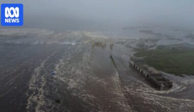 Earthquake off Russia's east coast causes Pacific tsunami warnings