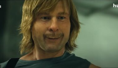 One of Hollywood's most handsome leading men is unrecognizable as a hopeful college football player in the trailer of his new TV series, and that's all part of the plot