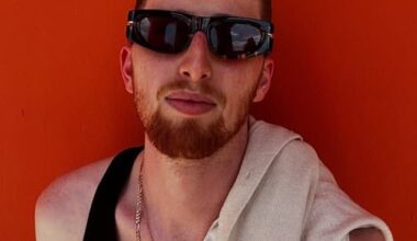Julianne Moore's son Caleb Moore Freundlich is an up-and-coming alternative R&B artist