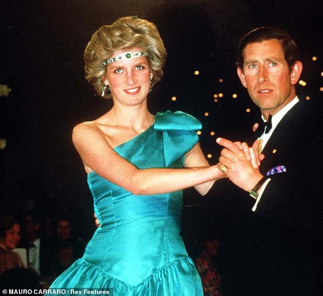 The emerald choker worn by Princess Diana around her head in 1985 was taken from Queen Mary's Delhi Durbar tiara with emeralds attached