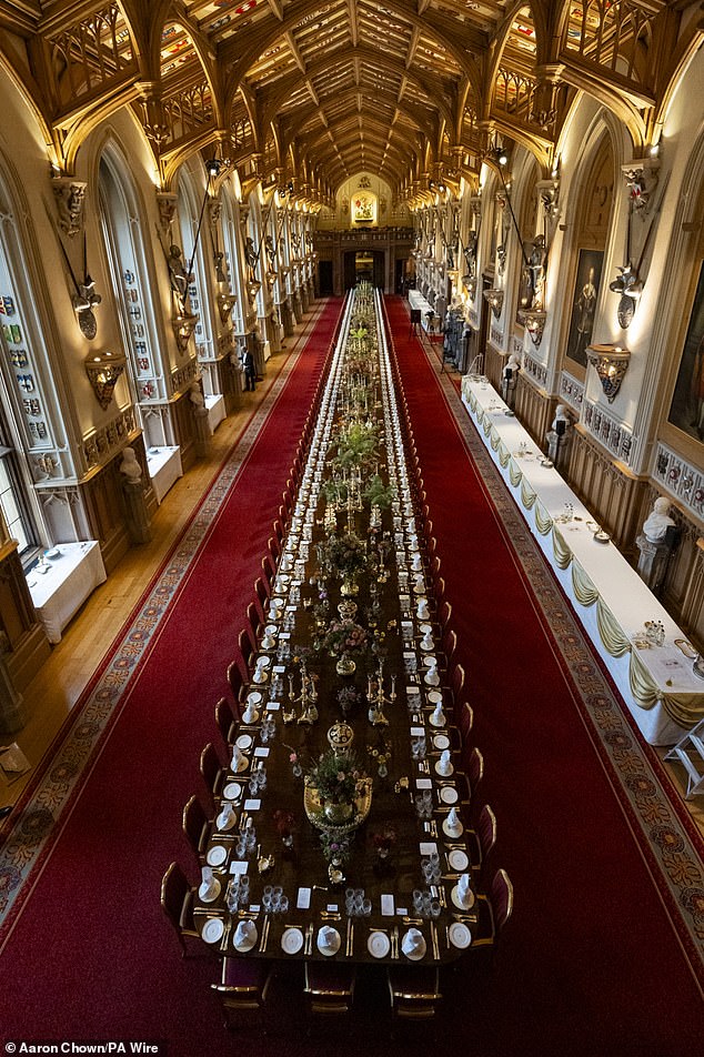 The banquet table was set for 160 guests and had 1,452 pieces of cutlery. Guests included Apple boss Tim Cook, nonagenarian media baron Rupert Murdoch and golfer Nick Faldo