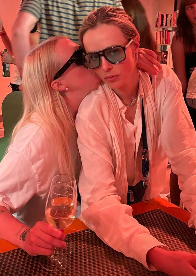 Vogue cover star Edie Campbell has struck up a romance with fashion marketing guru Anna Taylor