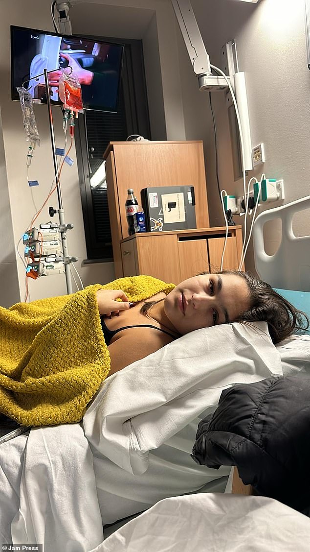 Ms Kalkan first experienced pain towards the end of 2021, and attempted to manage her symptoms with painkillers