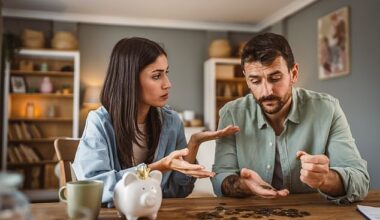 Three in ten couples refuse to have a joint bank account