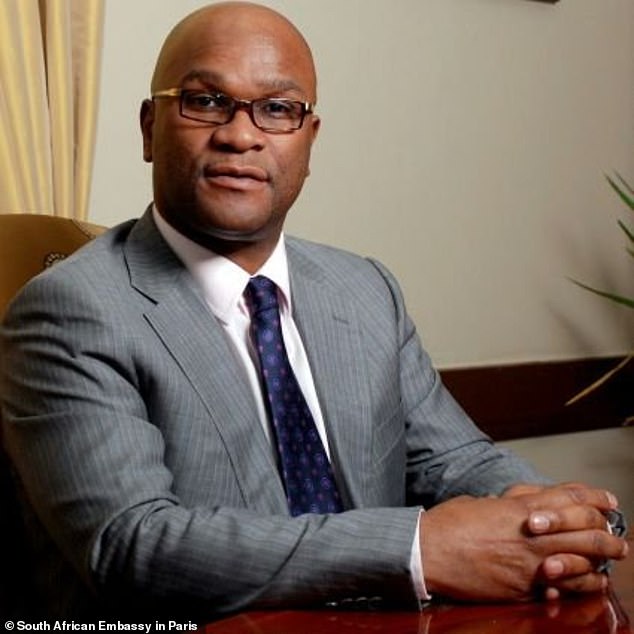 The body of Nkosinathi Emmanuel Mthethwa, who also served as the Ambassador to Monaco and the Permanent Delegate to UNESCO , was found Tuesday at the Hyatt Hotel at Porte Maillot