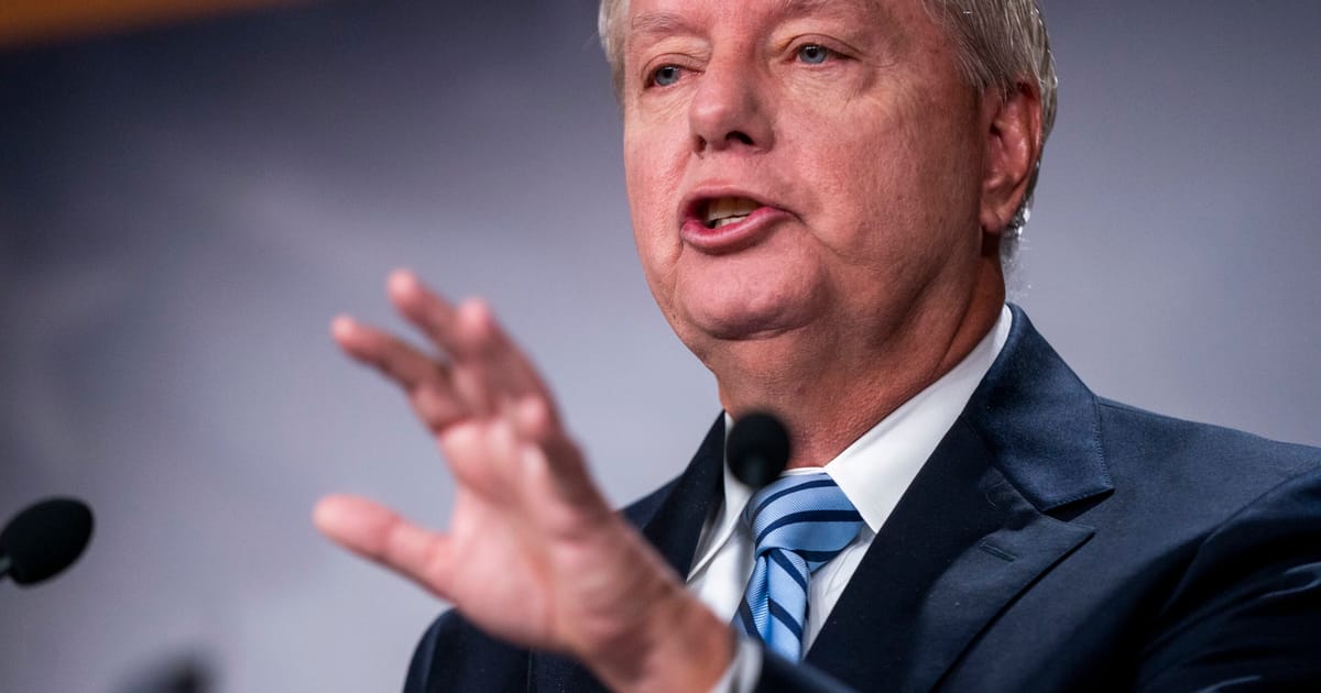 Top US senator warns Hungary and Slovakia over Russian energy purchases – POLITICO