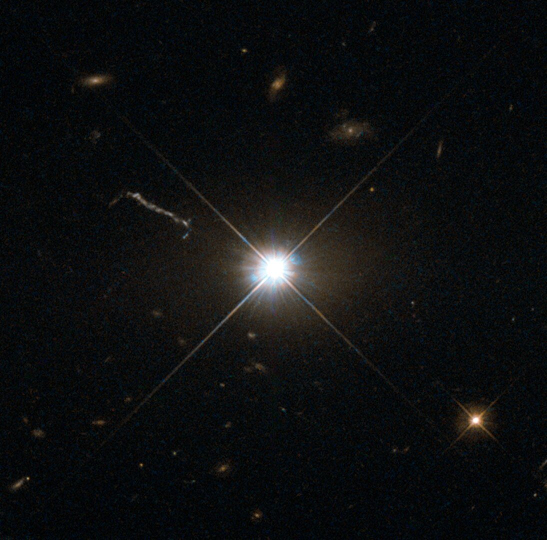 This image from Hubble’s Wide Field and Planetary Camera 2 (WFPC2) is likely the best of ancient and brilliant quasar 3C 273, which resides in a giant elliptical galaxy in the constellation of Virgo (Credit : Hubble ESA)