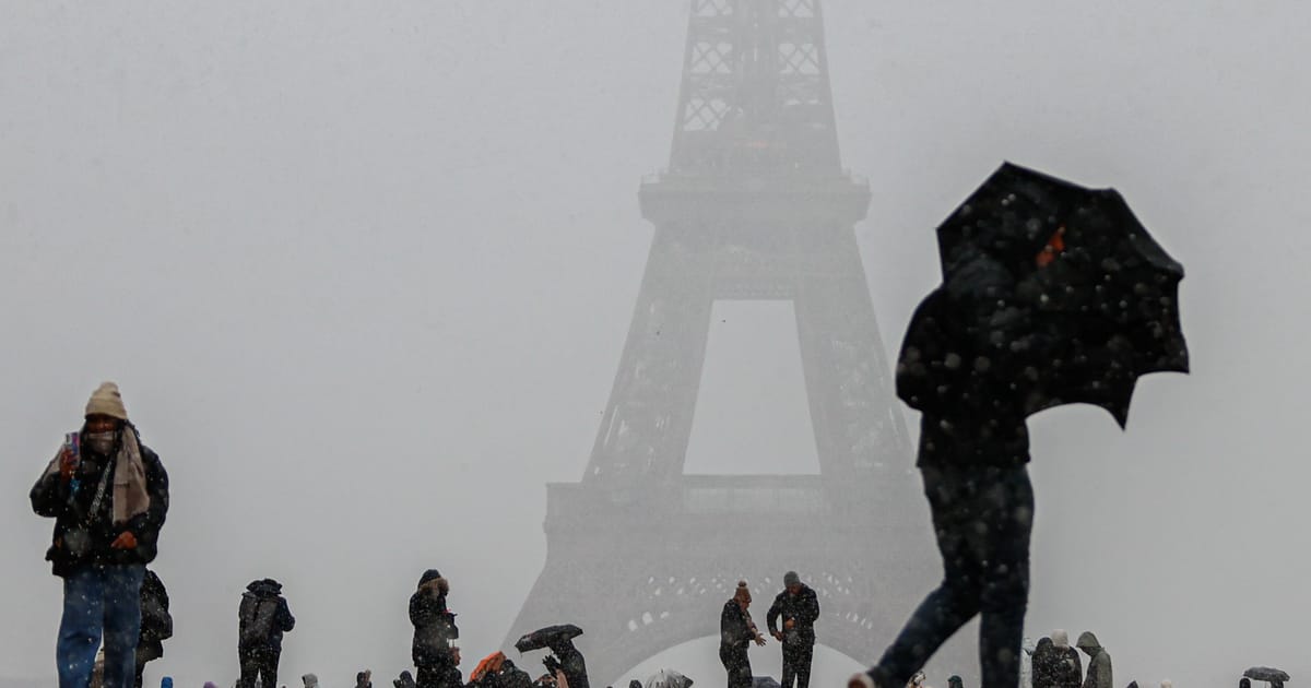 EU set to miss UN deadline for new target under Paris climate accord – POLITICO