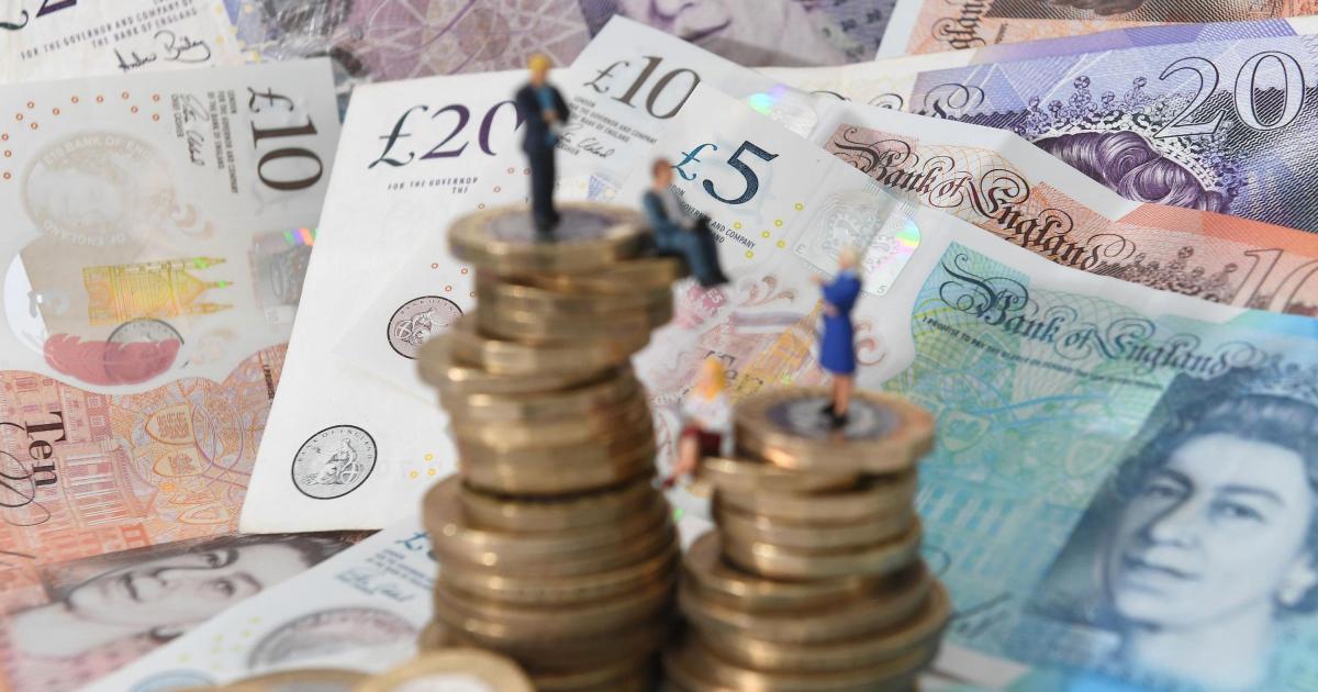 HMRC hands out £5.5m fines to Scots over late tax returns